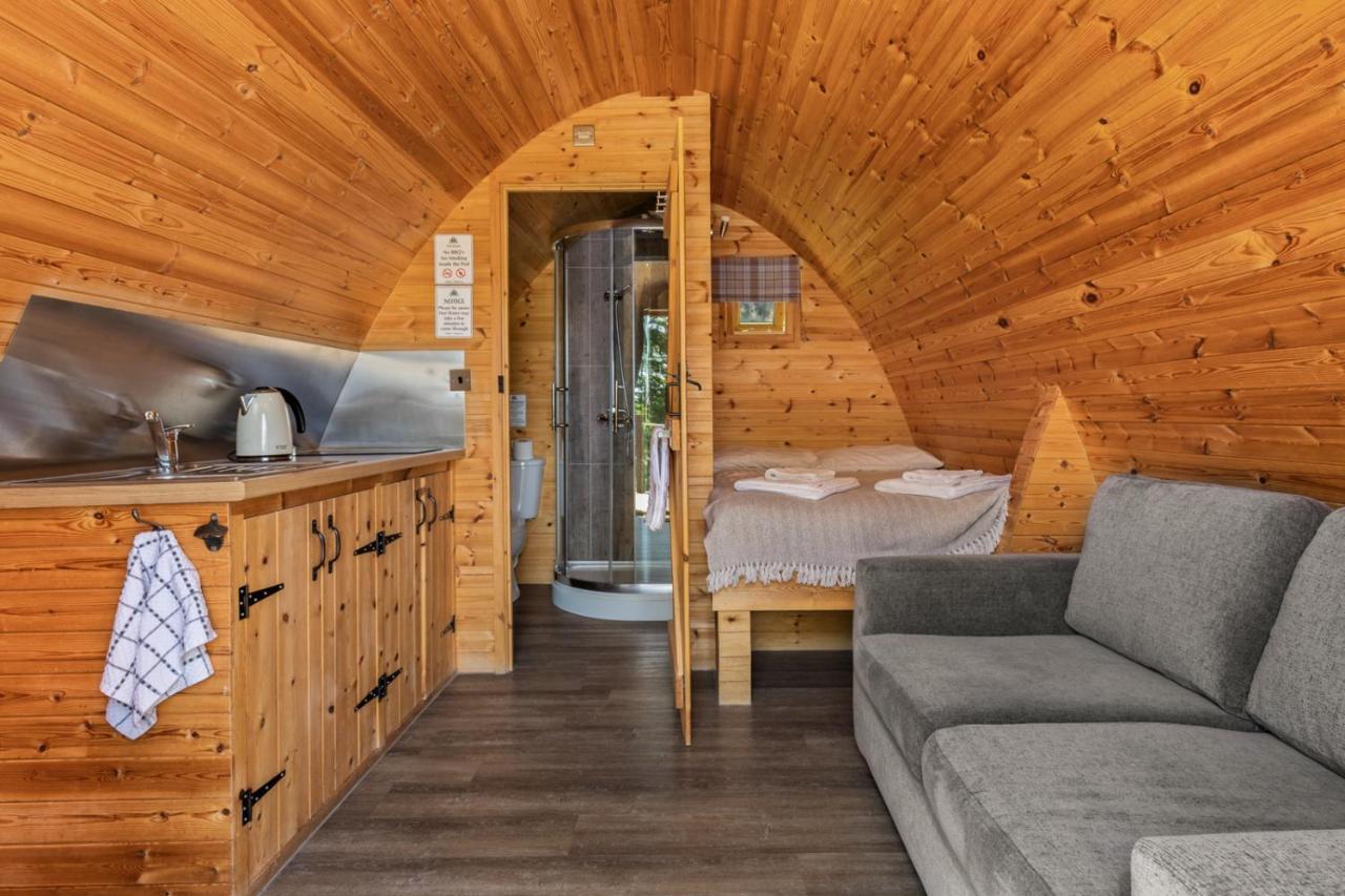 Pods At Broadway Villa Laugharne Eksteriør bilde