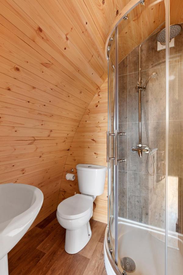 Pods At Broadway Villa Laugharne Eksteriør bilde